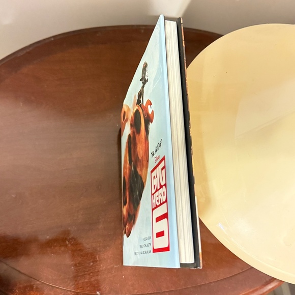 The Art of Big Hero 6 (Disney) by Jessica Julius - Picture 6 of 6